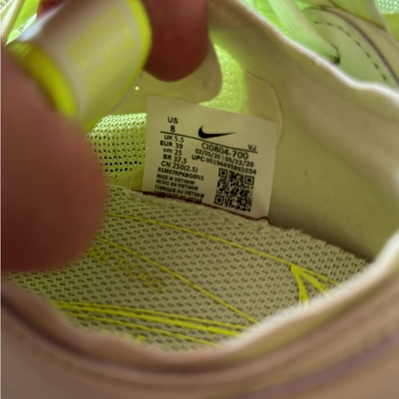 Nike running shoes women size 8 - Picture 4 of 4